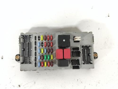 Used Fuse box FIAT PUNTO (188_) 1.2 16V 80 (188.233, .235, .253, .255, .333, .353, .639,... (80 hp) 31579261