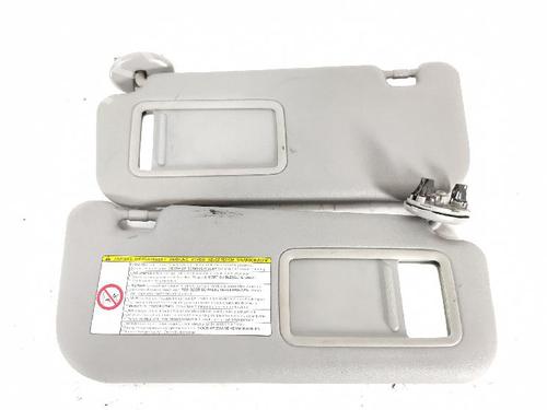 Zonneklep links TOYOTA YARIS (_P9_) 1.0 VVT-i (KSP90_, KSP90R) (69 hp) 27414175
