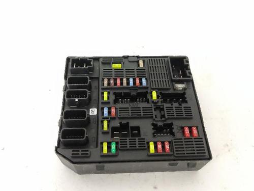 Zekeringkast RENAULT SCÉNIC III (JZ0/1_) 1.5 dCi (110 hp) 29604383