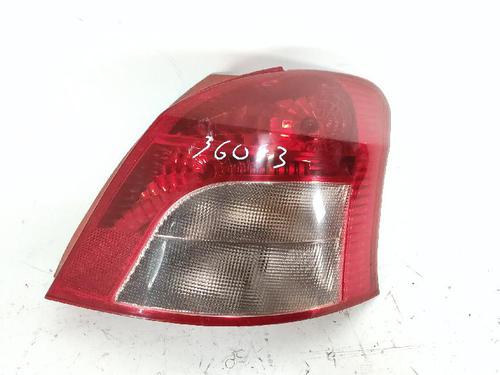 Używane Lampa tylna prawa TOYOTA YARIS (_P9_) 1.0 VVT-i (KSP90_, KSP90R) (69 hp) 27428577