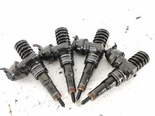 injector-vw-golf-plus-v-5m1-521-2004-2005-2006-2007-2008-2009-2010-2011-2012-2013-30314588 main image