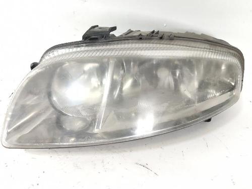 Used Left headlight Left headlight ALFA ROMEO 147 (937_) 1.9 JTD (937.AXD1A, 937.BXD1A, 937.AXV1A, 937.BXB1A,... (115 hp) 33904241 33904241