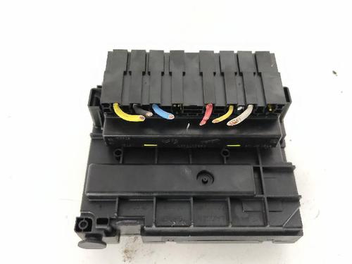 Fuse box PEUGEOT 308 I (4A_, 4C_) 1.6 16V | BP27419833E1