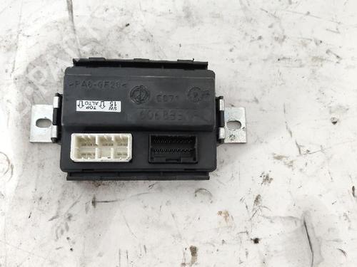 Used Electronic module Electronic module ALFA ROMEO 147 (937_) 1.9 JTD (937.AXD1A, 937.BXD1A, 937.AXV1A, 937.BXB1A,... (115 hp) 33904235 33904235