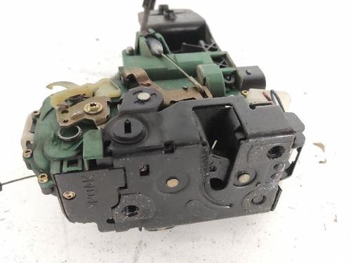 Rear left lock VW PASSAT B5.5 (3B3) 1.9 TDI | BP27422297C100 