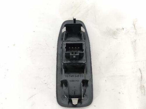 Left front window switch PEUGEOT 208 I (CA_, CC_) 1.2 VTI 82 | BP27428817I27