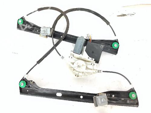 Left front window motor VW GOLF V (1K1) | BP37661361E21 - Image 2