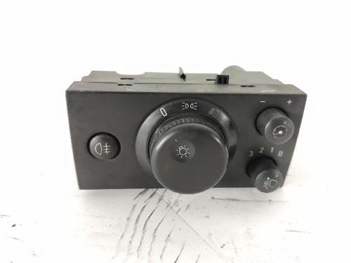 Used Headlight switch Headlight switch OPEL MERIVA A MPV (X03) 1.7 CDTI (E75) (100 hp) 27425260 27425260