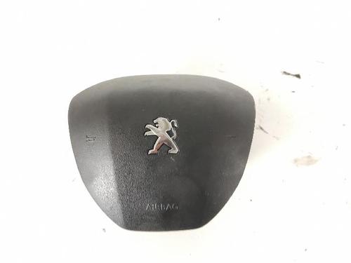 driver-airbag-peugeot-208-hatchback-van-cr_-2013-2014-2015-2016-2017-2018-2019-36882116 main image