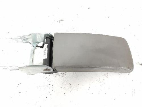 Used Armrest / Center console VW PASSAT B6 (3C2) 2.0 TDI (140 hp) 27420111