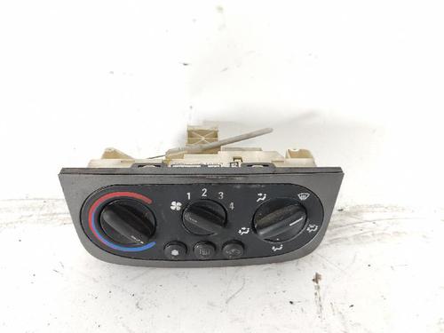 Used Climate control Climate control OPEL CORSA C (X01) 1.3 CDTI (F08, F68) (70 hp) 33263234 33263234