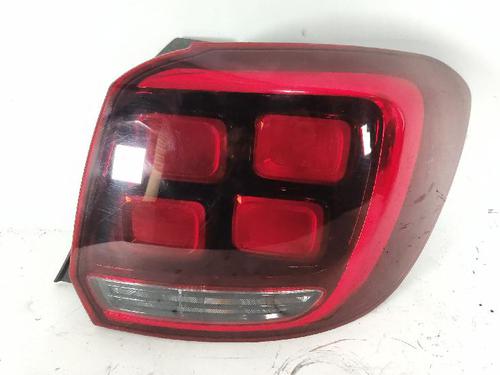 right-taillight-dacia-sandero-ii-2012-27427583 main image