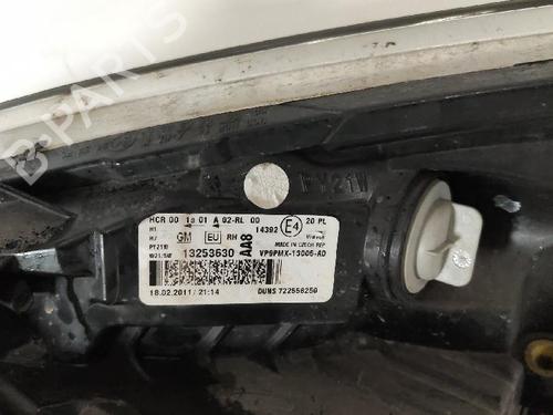 Right headlight OPEL MERIVA B MPV (S10) 1.4 (75) | BP29498297C29 