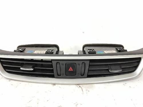 Used Air vent NISSAN QASHQAI II (J11, J11_) 1.5 dCi (110 hp) 30718912