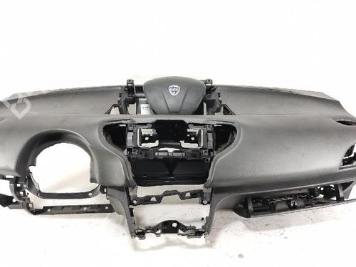 Kollisonspute sett LANCIA YPSILON (312_) 1.2 (312.PXA1A, 312.YXA1A) (69 hp) 27414101