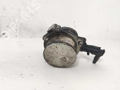 Used Vacuum pump RENAULT MEGANE III Hatchback (BZ0/1_, B3_) 1.5 dCi (BZ09, BZ0D, BZ1W, BZ29, BZ14) (110 hp) 33112861