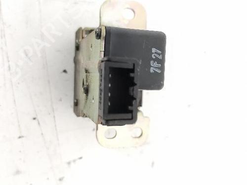 Tailgate lock CHEVROLET CAPTIVA (C100, C140) 2.0 D 4WD | BP27428887C101 