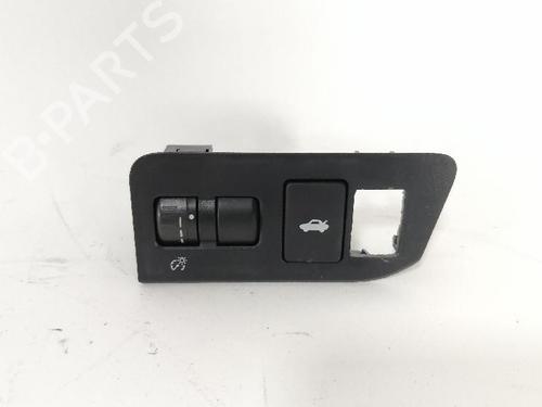 Used Switch Switch TOYOTA GT 86 Coupe (ZN6_) 2.0 (ZN6AC_, ZN6BC_, ZN6K) (200 hp) 27414019 27414019
