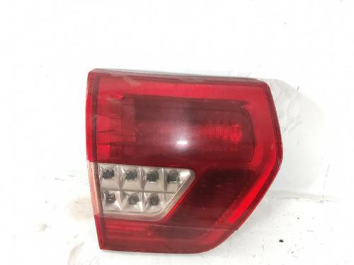 left-taillight-citroen-c5-iii-break-rw_-2008-2009-2010-2011-2012-2013-2014-2015-2016-2017-27431070 main image