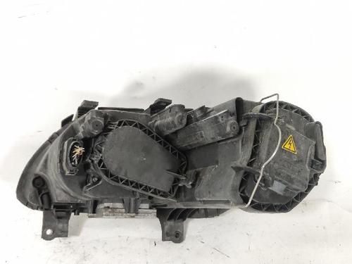 Right headlight VW TOURAN (1T1, 1T2) 2.0 TDI | BP32227625C29