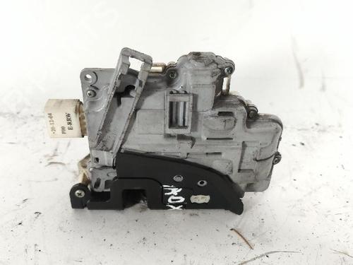 front-right-lock-vw-passat-b6-3c2-2005-2006-2007-2008-2009-2010-2011-27427658 main image