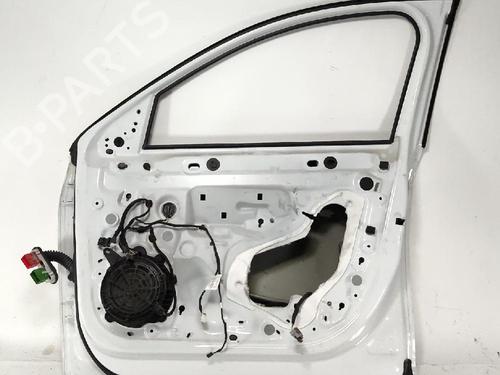 Right front door OPEL CORSA F (P2JO) 1.5 (68) | BP29518500C3 