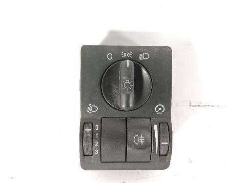 Used Headlight switch Headlight switch OPEL CORSA C (X01) 1.2 Twinport (F08, F68) (80 hp) 27414848 27414848