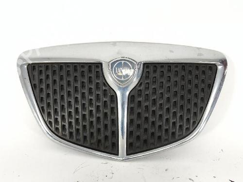 Grill Grill LANCIA YPSILON (843_) 1.2 (843.AXA1A) (60 hp) 27418370 27418370