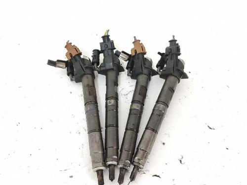 Inyector TOYOTA YARIS (_P9_) 1.4 D-4D (NLP90_, NLP90R) (90 hp) 32203253