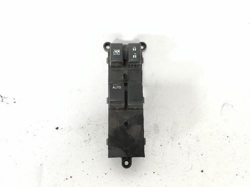 venstre-foran-elrute-bryter-suzuki-celerio-lf-2014-32695618 main image