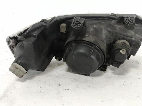 Left headlight LAND ROVER FREELANDER I (L314) 2.0 Td4 4x4 | BP27430607C28 