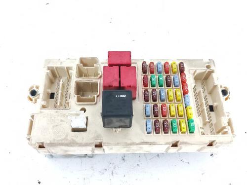 Used Fuse box Fuse box ALFA ROMEO 159 (939_) 1.9 JTDM 16V (939AXC1B, 939AXC12) (150 hp) 27423737 27423737