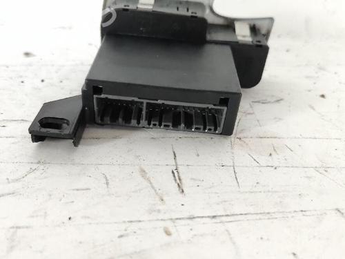 Left front window switch ALFA ROMEO 147 (937_) 1.9 JTDM 8V (937.AXD1A, 937.AXU1A, 937.BXU1A) | BP39047767I27 - Image 2