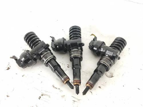 Used Injector SEAT CORDOBA (6L2) 1.4 TDI (75 hp) 31143461