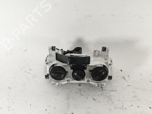 Used Climate control Climate control FIAT PUNTO (188_) 1.2 16V 80 (188.233, .235, .253, .255, .333, .353, .639,... (80 hp) 33733964 33733964