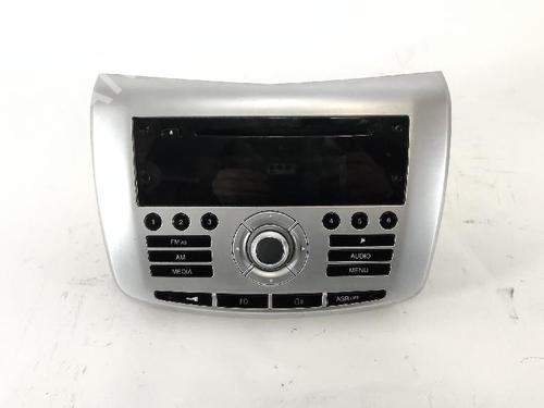 Used Radio Radio LANCIA DELTA III (844_) 1.4 (844.AXA1A) (120 hp) 31064359 31064359