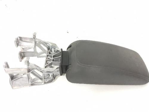 Used Armrest / Center console Armrest / Center console AUDI A3 (8V1, 8VK) 1.6 TDI (110 hp) 31695091 31695091