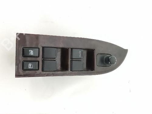 Used Left front window switch Left front window switch SUZUKI GRAND VITARA II (JT, TE, TD) 1.9 DDiS All-wheel Drive (JT419, TD44, JB419WD, JB419XD,... (129 hp) 27420681 27420681
