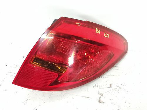 Used Right taillight OPEL MERIVA B MPV (S10) 1.3 CDTI (75) (95 hp) 27588022