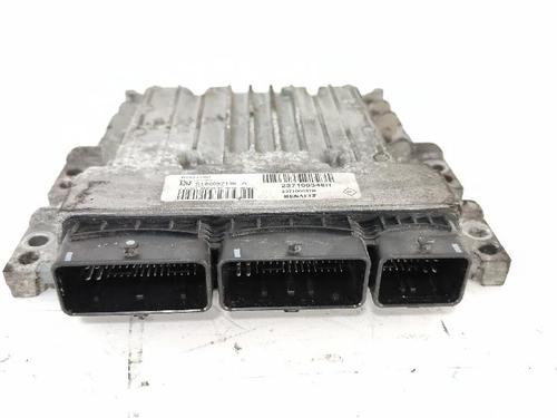 engine-control-unit-ecu-renault-megane-iii-hatchback-bz01_-b3_-2008-27415705 main image