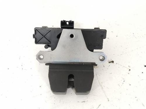 Used Tailgate lock VOLVO V50 (545) 2.0 D (136 hp) 27424519