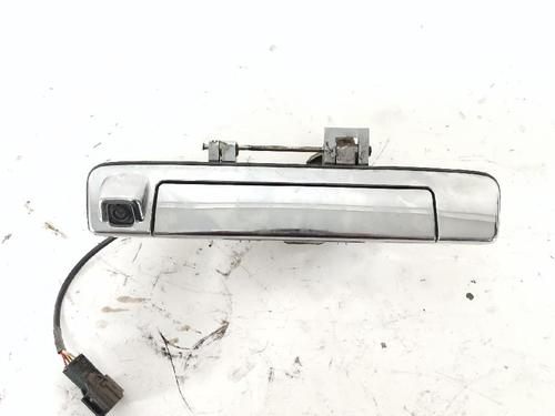 Used Tailgate handle Tailgate handle ISUZU D-MAX II (TFR, TFS) 1.9 Ddi 4x4 (TFS87J) (163 hp) 34113480 34113480