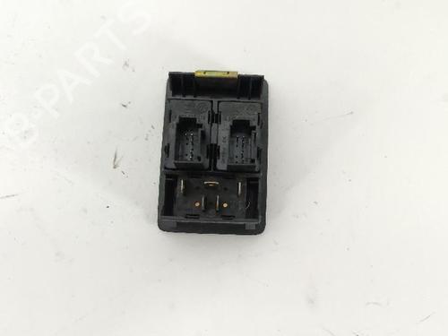 Left front window switch VW POLO (6N2) 1.0 | BP38533202I27 - Image 2