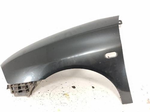 Forskærm venstre Forskærm venstre SEAT CORDOBA (6L2) 1.4 TDI (80 hp) 39900094 39900094