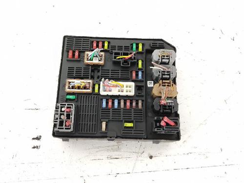 fuse-box-renault-scenic-iii-jz01_-2008-2009-2010-2011-2012-2013-2014-2015-2016-32335552 main image