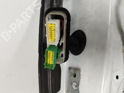 right-front-door-citroen-c3-picasso-sh_-2008-27695863 main image