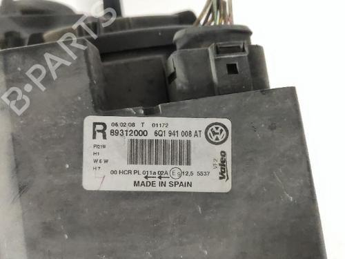 Right headlight VW POLO IV (9N_, 9A_) 1.4 16V | BP32382028C29 