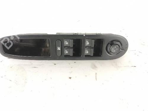 Used Left front window switch Left front window switch ALFA ROMEO 159 (939_) 1.9 JTDM 16V (939AXC1B, 939AXC12) (150 hp) 33454837 33454837