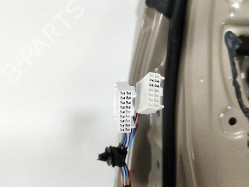 Dør højre fortil SUZUKI IGNIS III (MF, FF) 1.2 Hybrid AllGrip (ATK412) (83 hp) 27648016