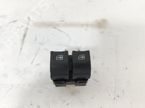 Used Left front window switch Left front window switch DACIA DUSTER (HS_) 1.5 dCi 4x4 (109 hp) 32845821 32845821